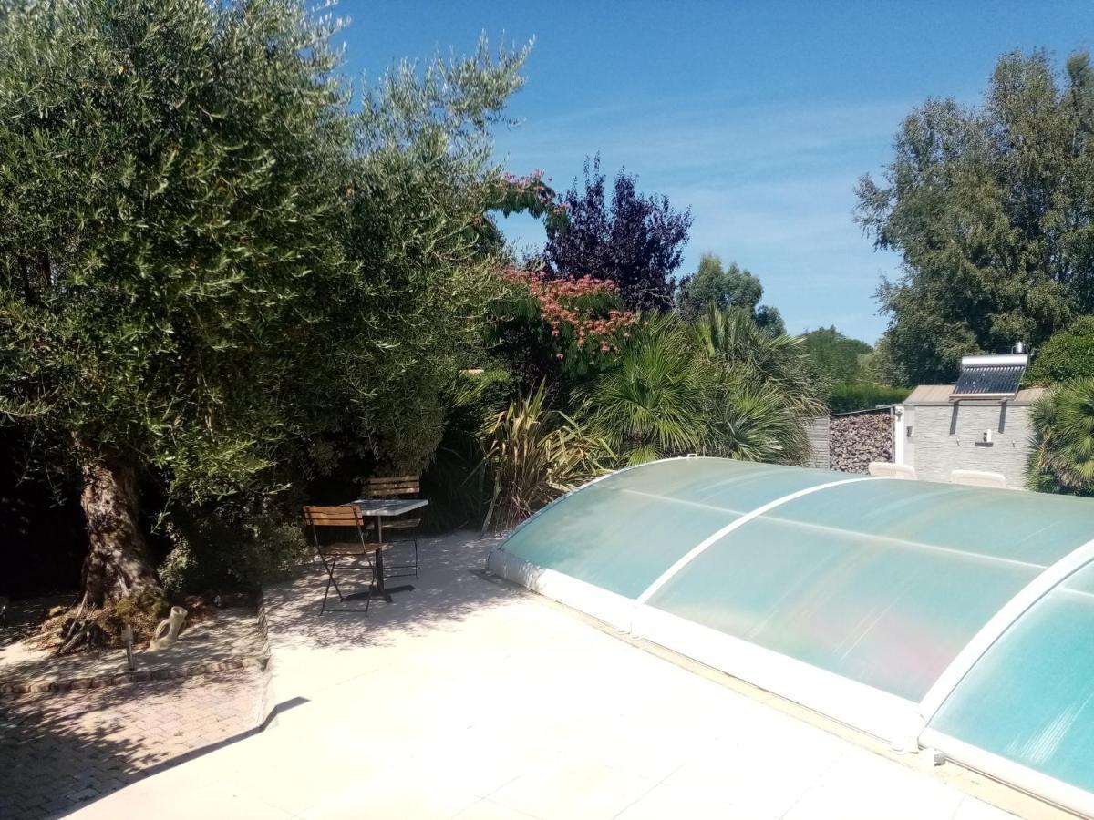 L'eden naturiste Challans Buitenkant foto